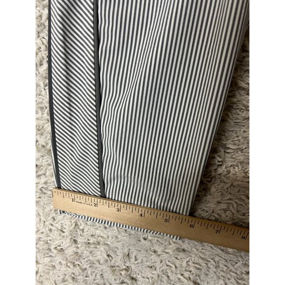 Athleta Brooklyn Pull On Striped Ankle Pants Womens Size 6 Gray White Athleisure - Picture 2 of 13